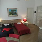 A Casa Di Lucia *