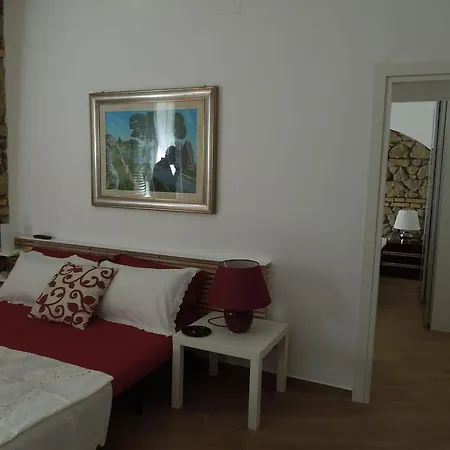 A Casa Di Lucia Дом отдыха