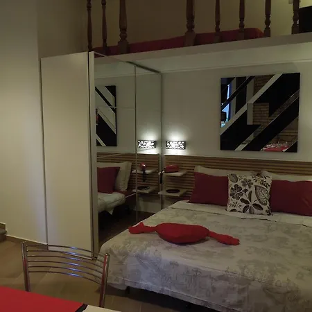 A Casa Di Lucia Дом отдыха Рим