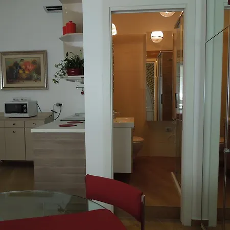 A Casa Di Lucia Дом отдыха